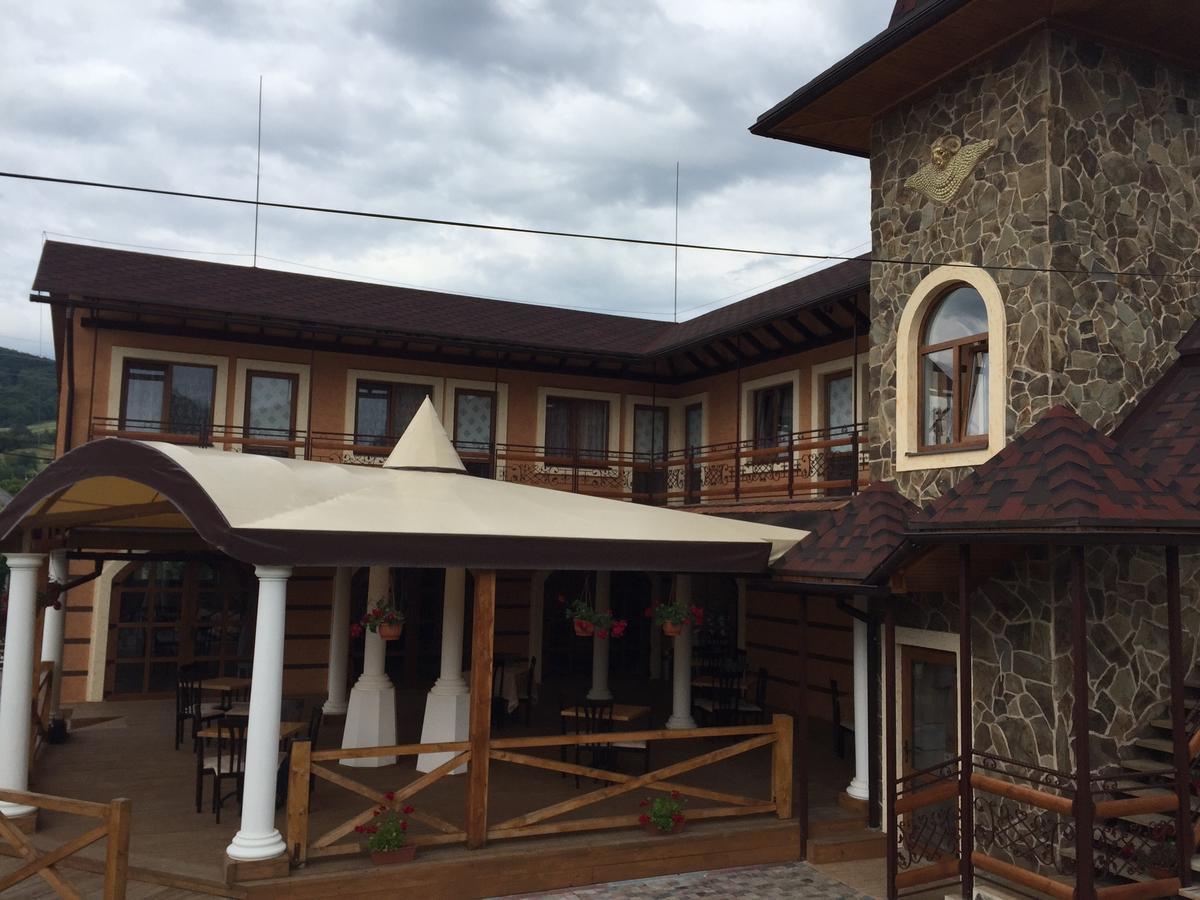 Minihotel Zolotoe Runo Ploskoye Exteriér fotografie
