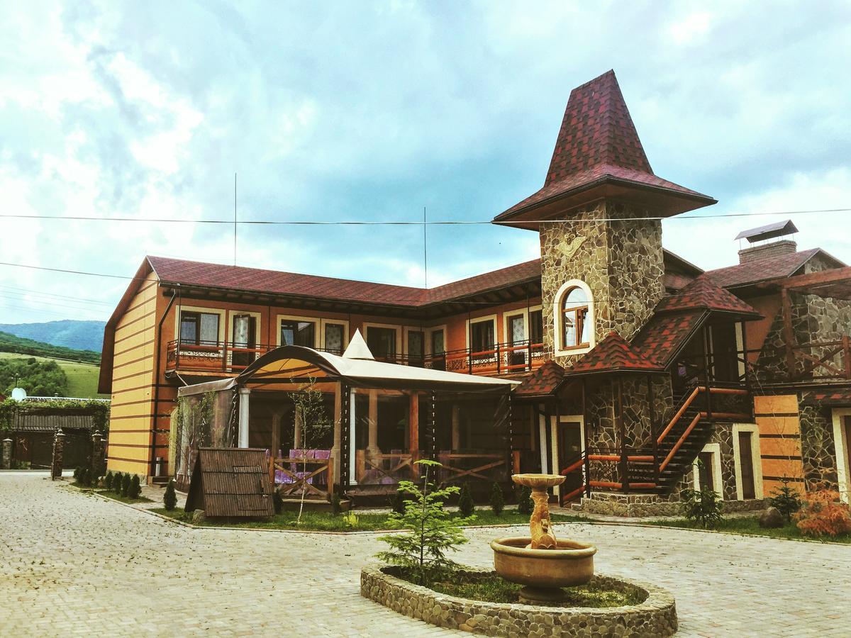Minihotel Zolotoe Runo Ploskoye Exteriér fotografie